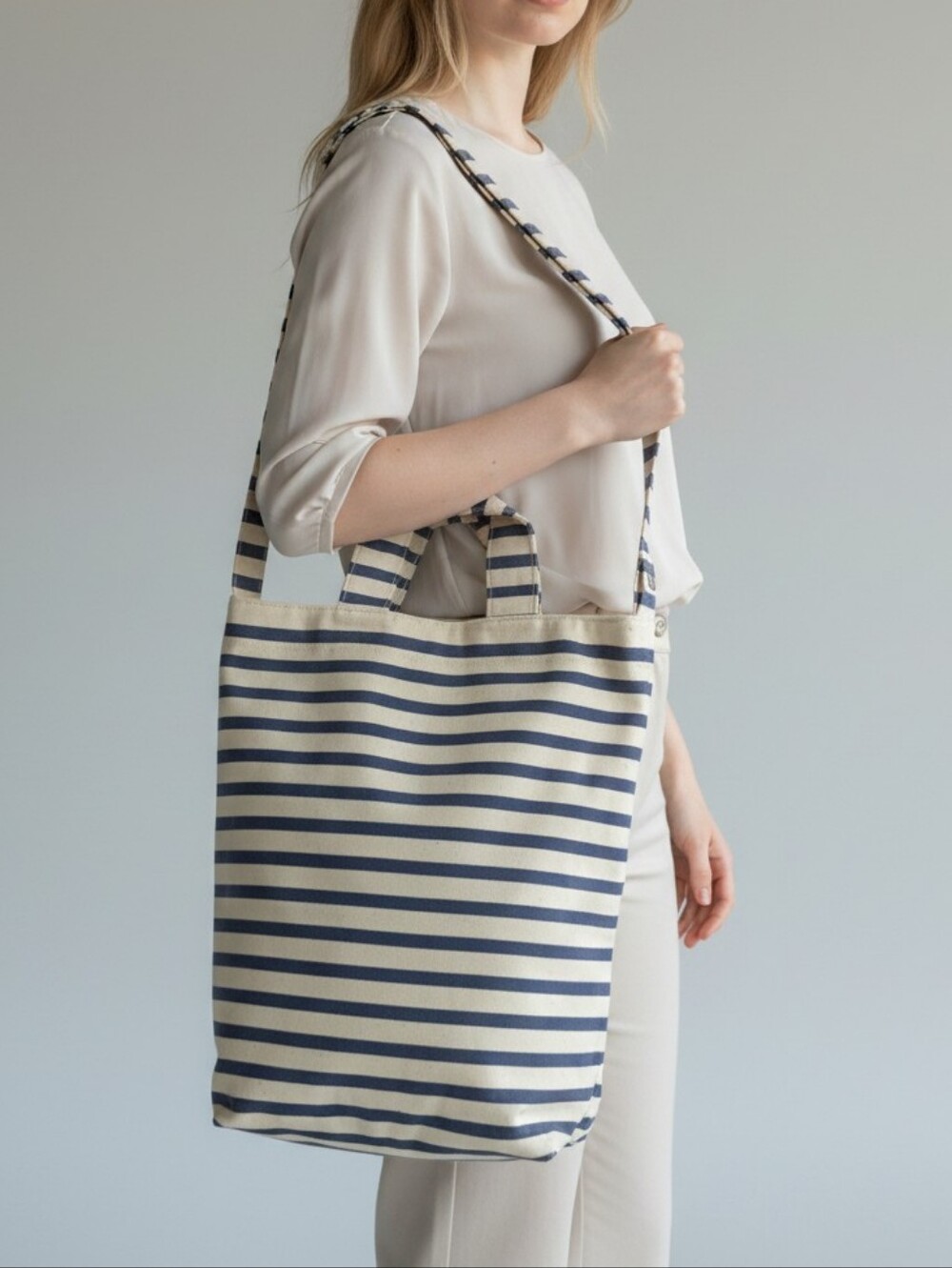 Baggu Duck Bag in the Sailor Stripe pattern